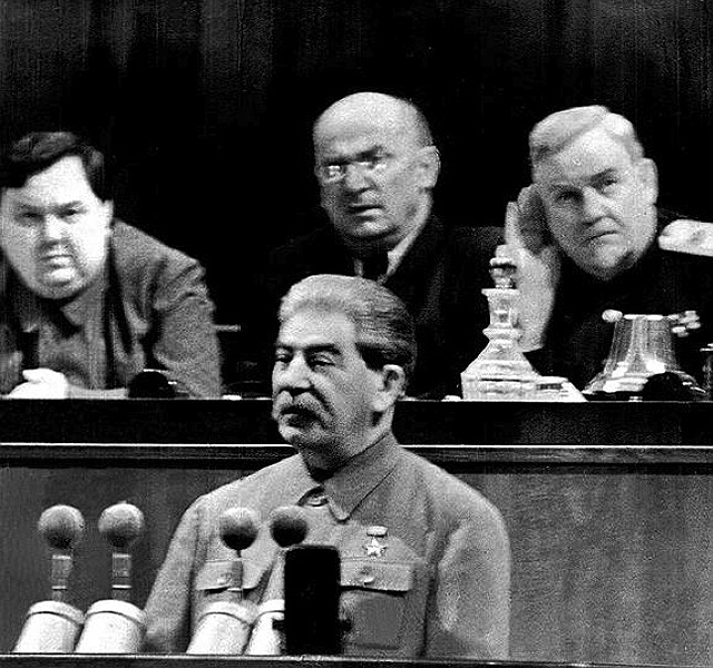 Последняя известная прижизненная фотография Сталина, выступление  на XIX съезде КПСС  14 окт 1952 г.